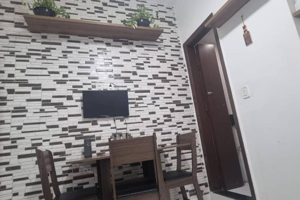 Quarto E Sala A Uma Quadra Da Praia Copacabana Posto 02 Río de Janeiro Exterior foto
